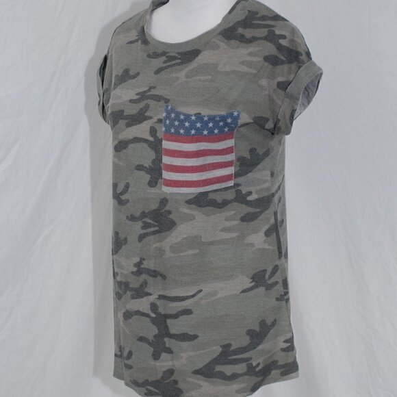 Oversized Distressed 12AM by Mon Ami USA Womens Camo Shirt Medium Green Flag - Picture 2 of 8